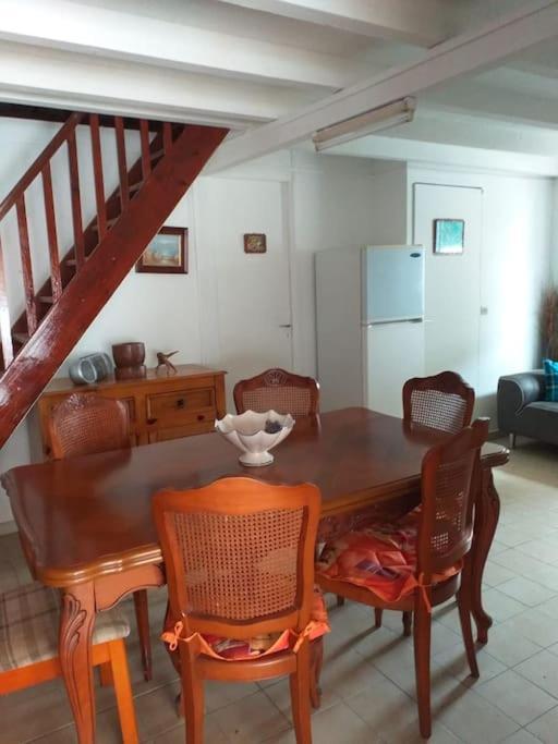 Maison Creole Chaleureuse Avec Stationnement Le Gosier  Dış mekan fotoğraf